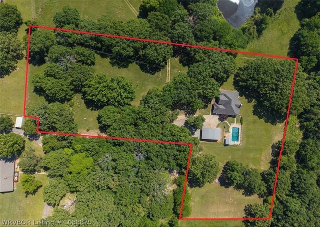 1415 Thomas Hill, Alma, AR 72921