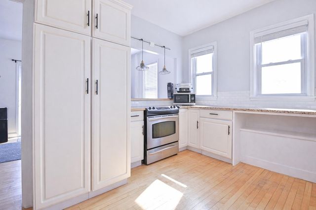 722 9th Avenue N, Fargo, ND 58102