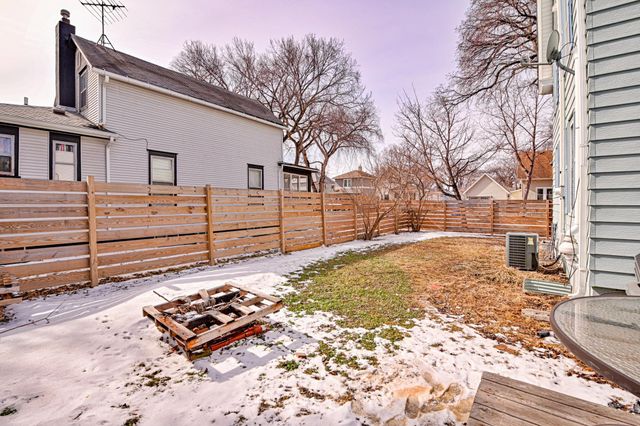 722 9th Avenue N, Fargo, ND 58102