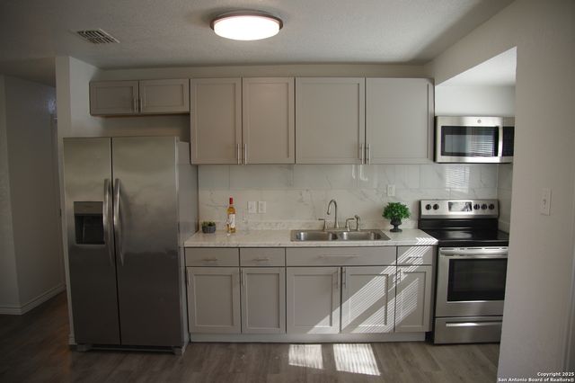 4406 Desert View, San Antonio, TX 78217