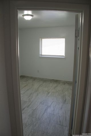 4406 Desert View, San Antonio, TX 78217