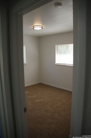 4406 Desert View, San Antonio, TX 78217