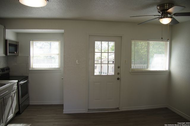 4406 Desert View, San Antonio, TX 78217