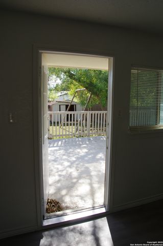 4406 Desert View, San Antonio, TX 78217