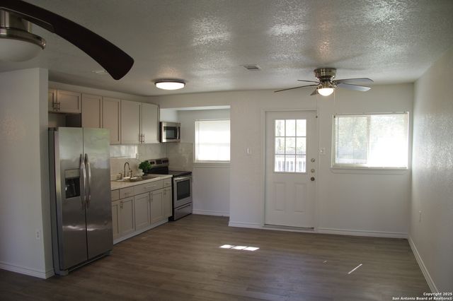 4406 Desert View, San Antonio, TX 78217