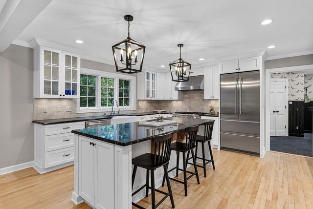 9830 N Otto ROAD, Mequon, WI 53092