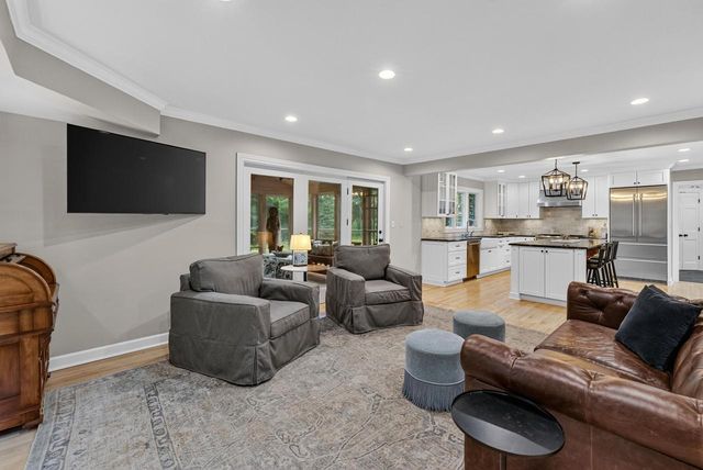 9830 N Otto ROAD, Mequon, WI 53092