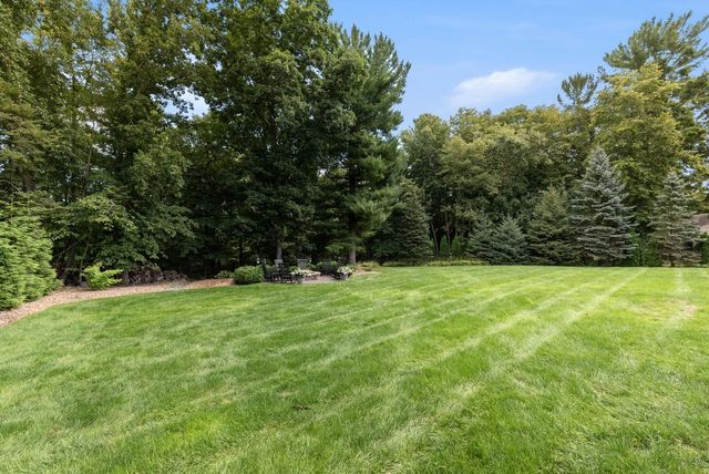 9830 N Otto ROAD, Mequon, WI 53092