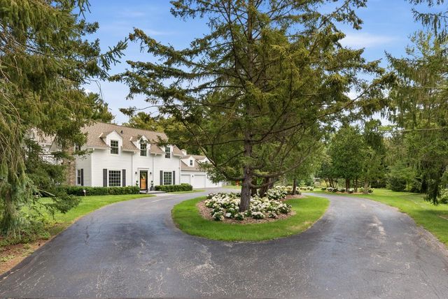 9830 N Otto ROAD, Mequon, WI 53092