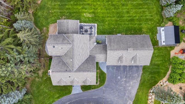 9830 N Otto ROAD, Mequon, WI 53092