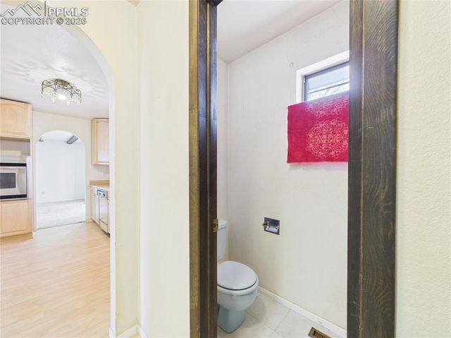 922 W McCulloch Boulevard, Pueblo West, CO 81007