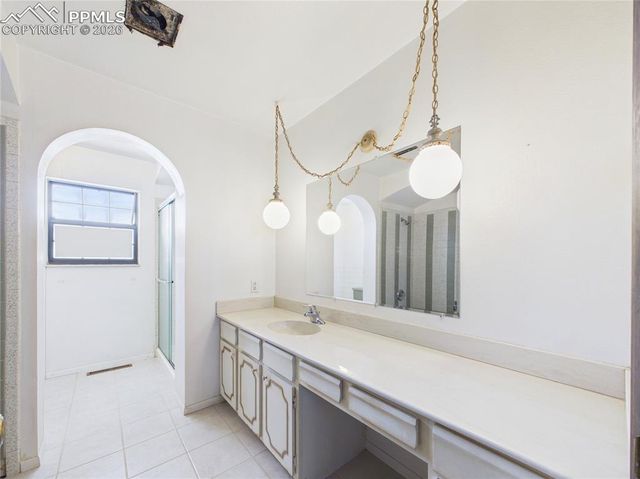 922 W McCulloch Boulevard, Pueblo West, CO 81007