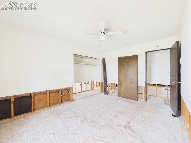 922 W McCulloch Boulevard, Pueblo West, CO 81007