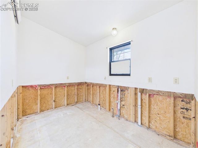 922 W McCulloch Boulevard, Pueblo West, CO 81007