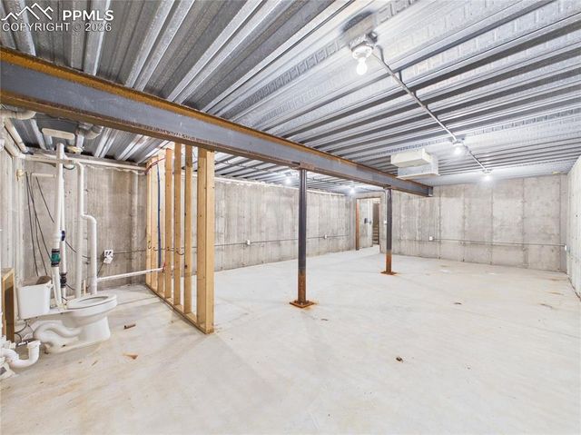 922 W McCulloch Boulevard, Pueblo West, CO 81007