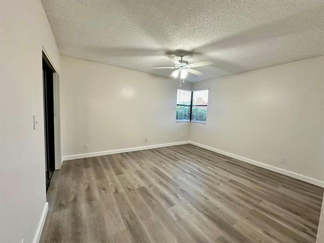 5641 RIVERSIDE Drive 306B1, Coral Springs, FL 33067