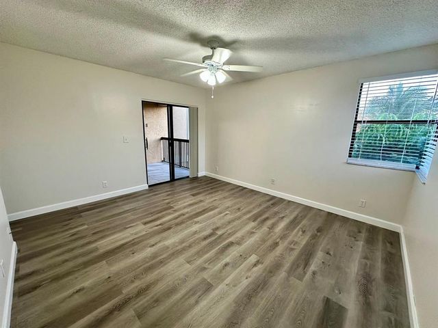 5641 RIVERSIDE Drive 306B1, Coral Springs, FL 33067