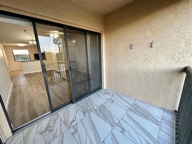 5641 RIVERSIDE Drive 306B1, Coral Springs, FL 33067
