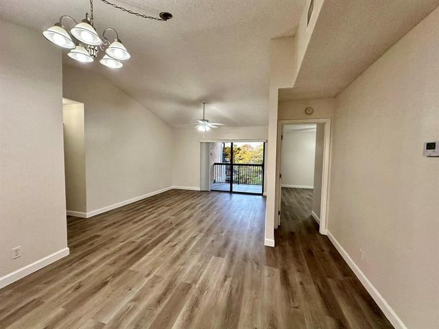 5641 RIVERSIDE Drive 306B1, Coral Springs, FL 33067