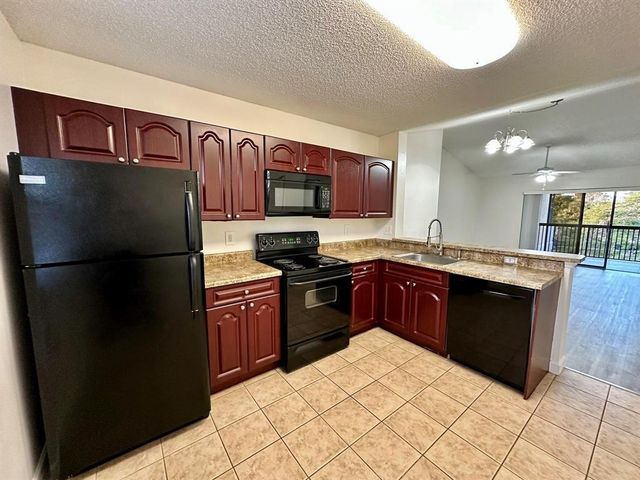 5641 RIVERSIDE Drive 306B1, Coral Springs, FL 33067