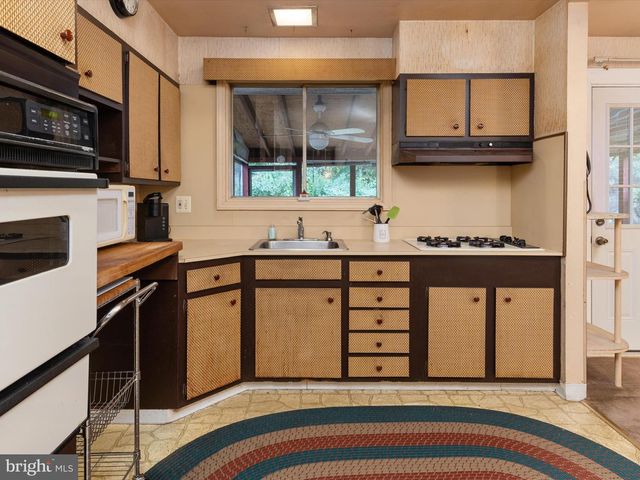 8403 DOWNEY DALE DR, Randallstown, MD 21133
