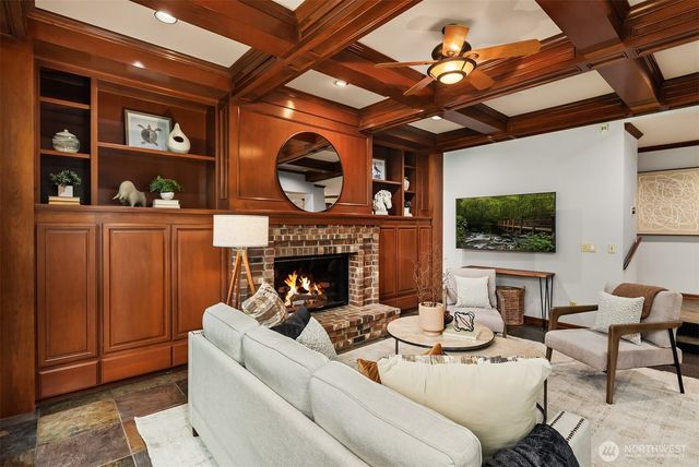 26319 NE 34th Street, Redmond, WA 98053