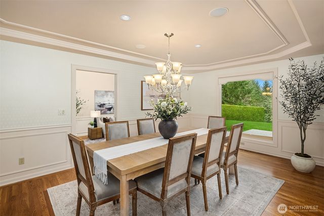 26319 NE 34th Street, Redmond, WA 98053