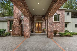 26319 NE 34th Street, Redmond, WA 98053