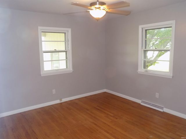 8355 Oak Grove Road, Newburgh, IN 47630