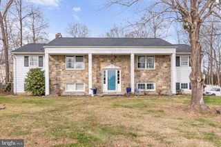 6158 RIDGE RD, Mount Airy, MD 21771