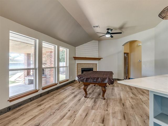 825 Oak Creek Drive, Oklahoma City, OK 73160