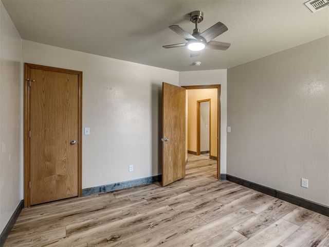 825 Oak Creek Drive, Oklahoma City, OK 73160