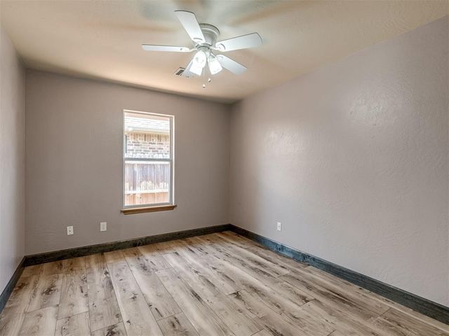 825 Oak Creek Drive, Oklahoma City, OK 73160