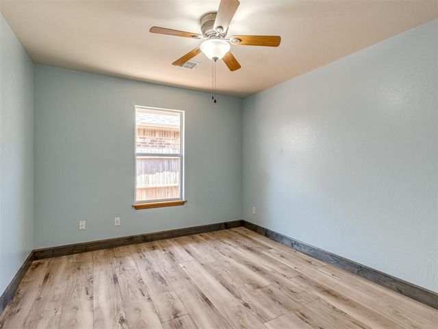825 Oak Creek Drive, Oklahoma City, OK 73160