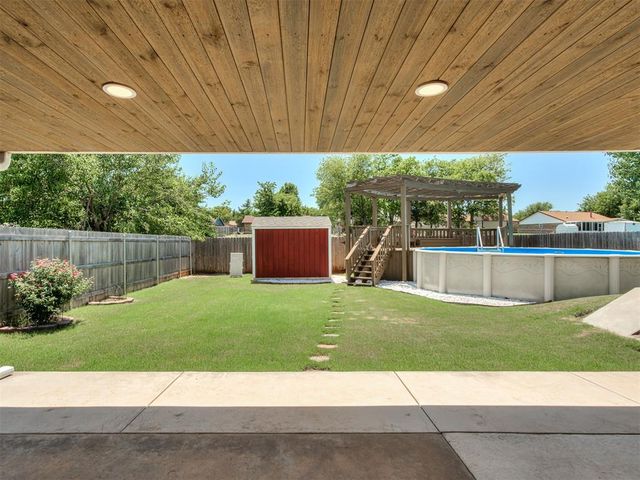 825 Oak Creek Drive, Oklahoma City, OK 73160