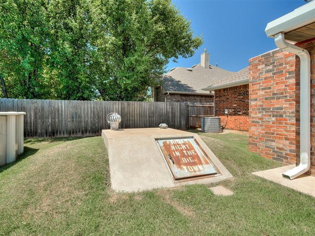 825 Oak Creek Drive, Oklahoma City, OK 73160