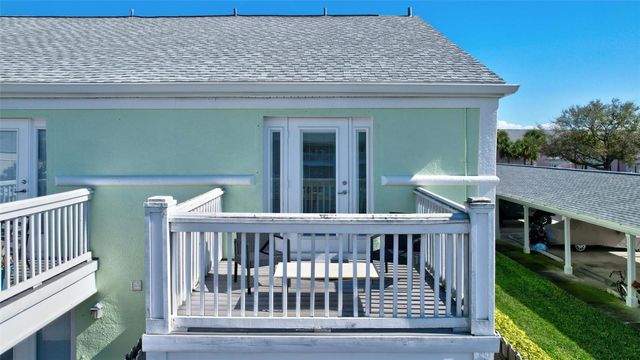 4799 COQUINA KEY DRIVE SE, St Petersburg, FL 33705