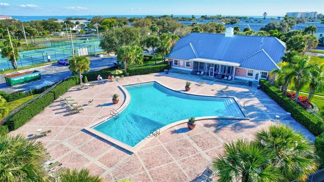 4799 COQUINA KEY DRIVE SE, St Petersburg, FL 33705