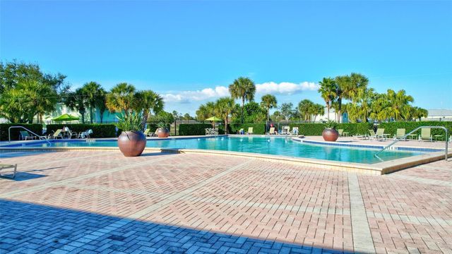4799 COQUINA KEY DRIVE SE, St Petersburg, FL 33705