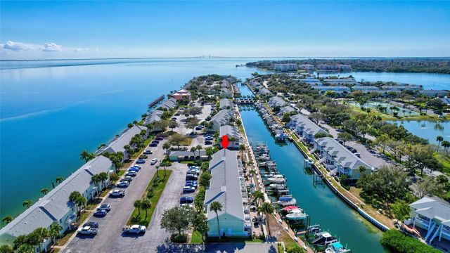 4799 COQUINA KEY DRIVE SE, St Petersburg, FL 33705
