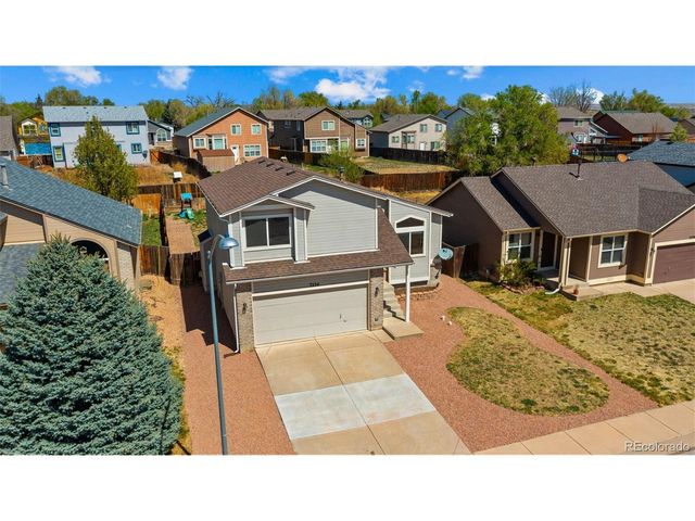 7234 Moss Bluff Ct, Fountain, CO 80817