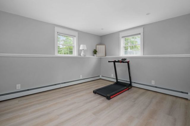 19 Sheru Lane, York, ME 03909