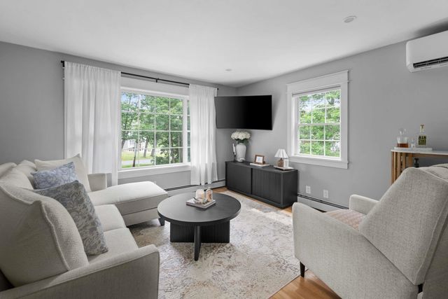 19 Sheru Lane, York, ME 03909