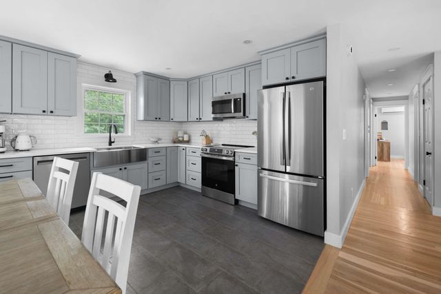 19 Sheru Lane, York, ME 03909
