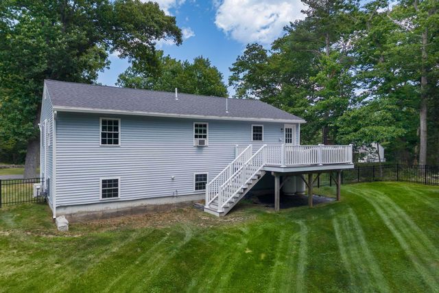 19 Sheru Lane, York, ME 03909