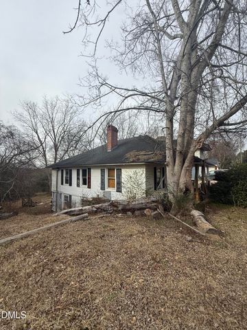 106 N 17th Street, Erwin, NC 28339