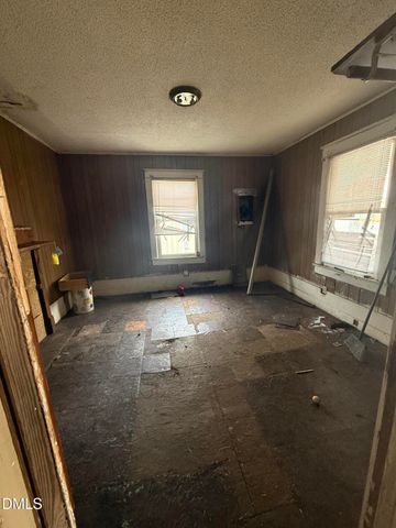 106 N 17th Street, Erwin, NC 28339