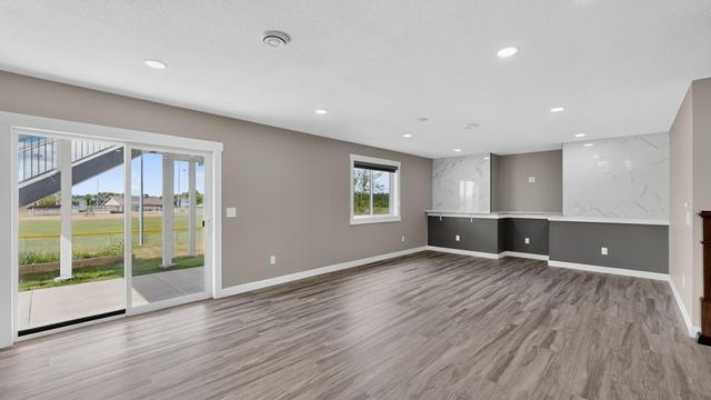 1470 4th Street NE, Byron, MN 55920