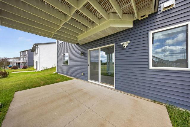 1470 4th Street NE, Byron, MN 55920