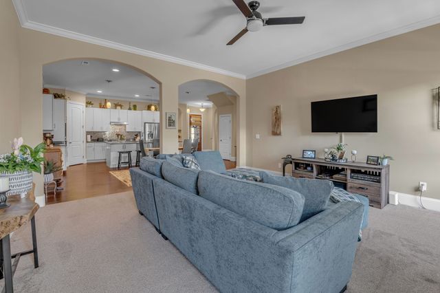157 Cobbler Cir, Hendersonville, TN 37075